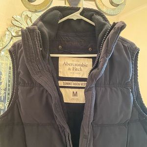 Abercrombie & Fitch puff vest